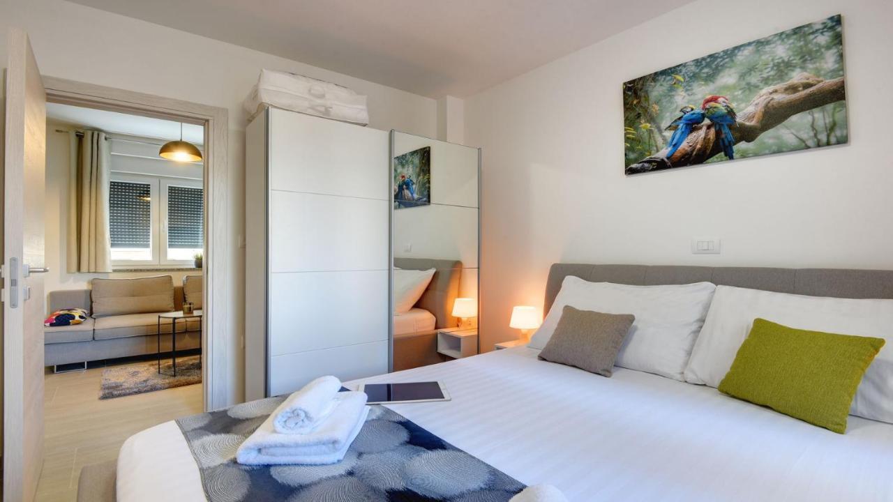 Exclusive Apartment *
