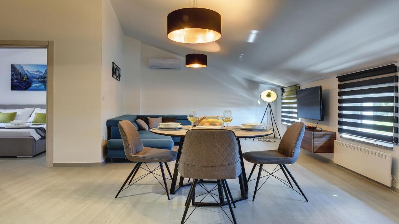 Exclusive Apartment *